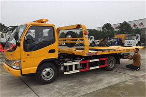 双峰哪里有拖车服务