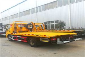 双峰附近拖车救援搭电